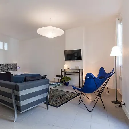 L'appartement Bleu *