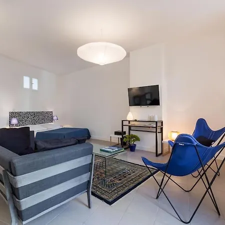 L'appartement Bleu * نيس